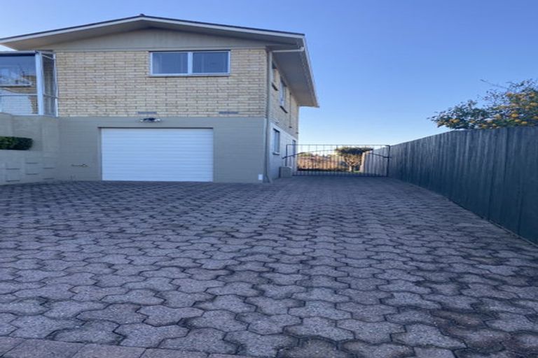 Photo of property in 12 Salmond Place, Dinsdale, Hamilton, 3204