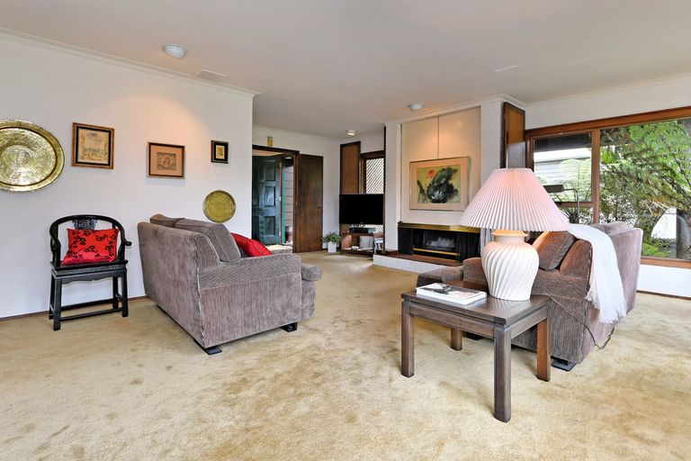 Photo of property in 11 Paturoa Road, Titirangi, Auckland, 0604