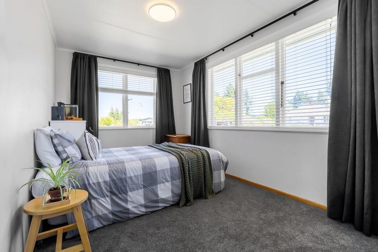 Photo of property in 28 Rata Street, Wairakei, Taupo, 3332