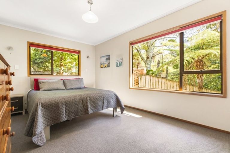 Photo of property in 232b Old Titirangi Road, Titirangi, Auckland, 0604