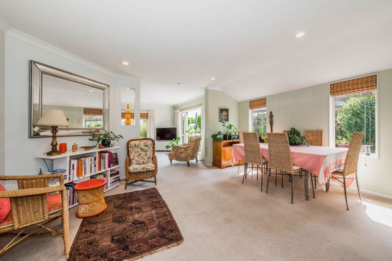 Photo of property in 26 Rifleman Lane, Paraparaumu Beach, Paraparaumu, 5032