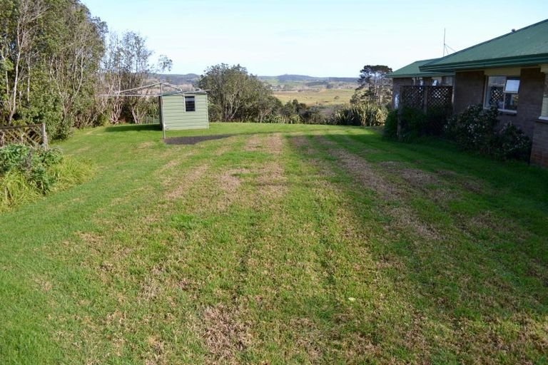 Photo of property in 74 Tarrant Road, Helensville, 0875