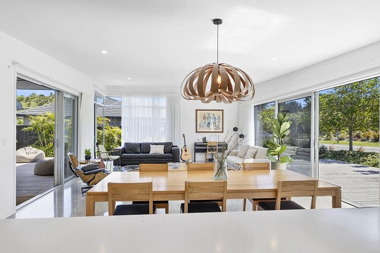 Photo of property in 75 Links Drive, Waiwhakaiho, New Plymouth, 4312