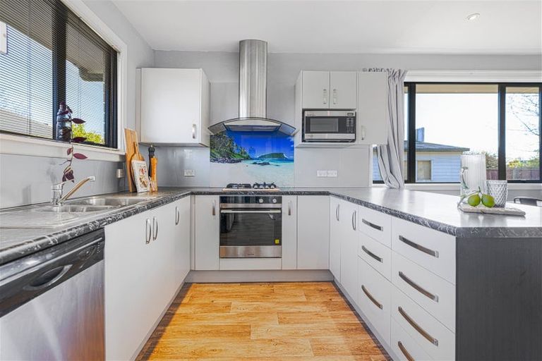 Photo of property in 327 Ferry Road, Waltham, Christchurch, 8011