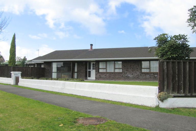 Photo of property in 1 Fiona Crescent, Feilding, 4702
