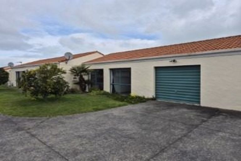 Photo of property in 42 Cobden Street, Gisborne, 4010