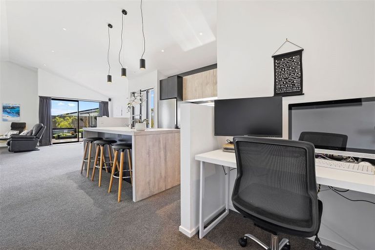 Photo of property in 21 Romanee Lane, Wigram, Christchurch, 8025