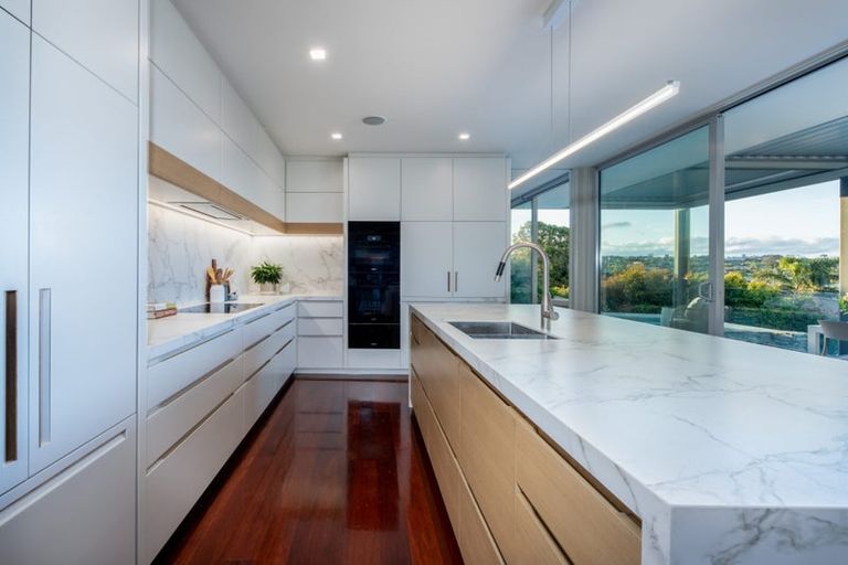 Photo of property in 3a Kowhai Road, Mairangi Bay, Auckland, 0630