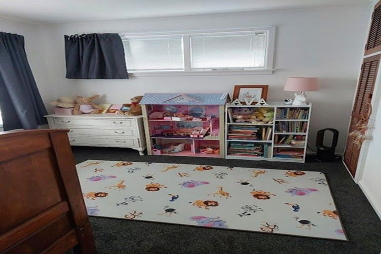 Photo of property in 26 Daniels Road, Redwood, Christchurch, 8051