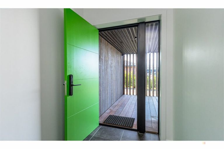 Photo of property in 1 Hislop Street, Geraldine, 7930