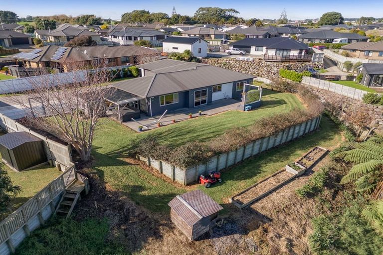 Photo of property in 28a Jules Crescent, Bell Block, New Plymouth, 4312