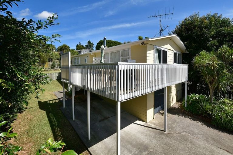 Photo of property in 33 Rautawhiri Road, Helensville, 0800