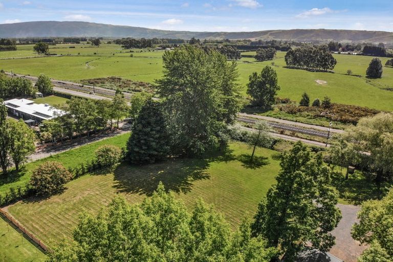 Photo of property in 133 Gladstone Road South, East Taieri, Mosgiel, 9024