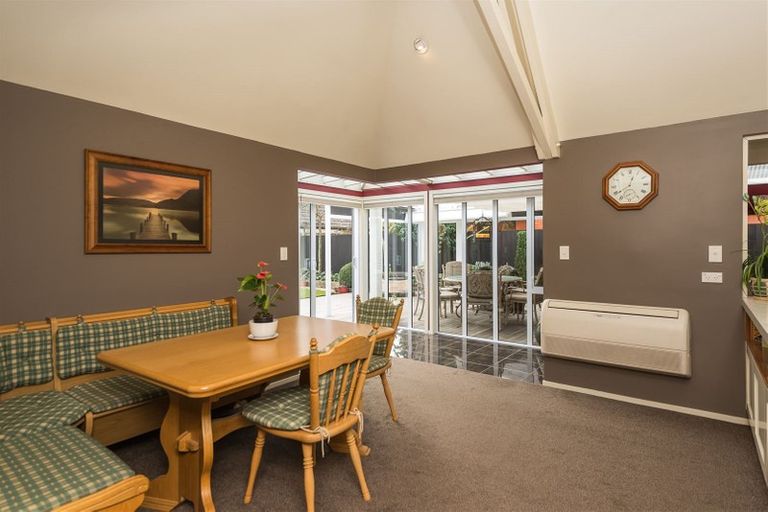 Photo of property in 9 Grangewood Lane, Burnside, Christchurch, 8053