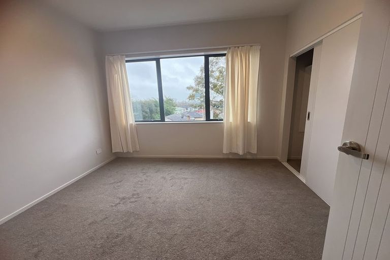 Photo of property in 5/1 Kaponga Crescent, New Lynn, Auckland, 0600