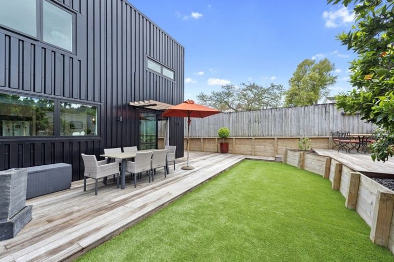 Photo of property in 27u2 Joffre Street, Frankton, Hamilton, 3204