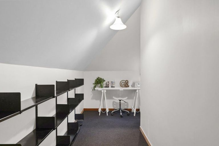 Photo of property in 19 Oakden Drive, Darfield, 7510