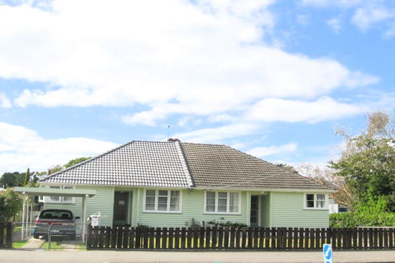 Photo of property in 19 Ward Street, Trentham, Upper Hutt, 5018