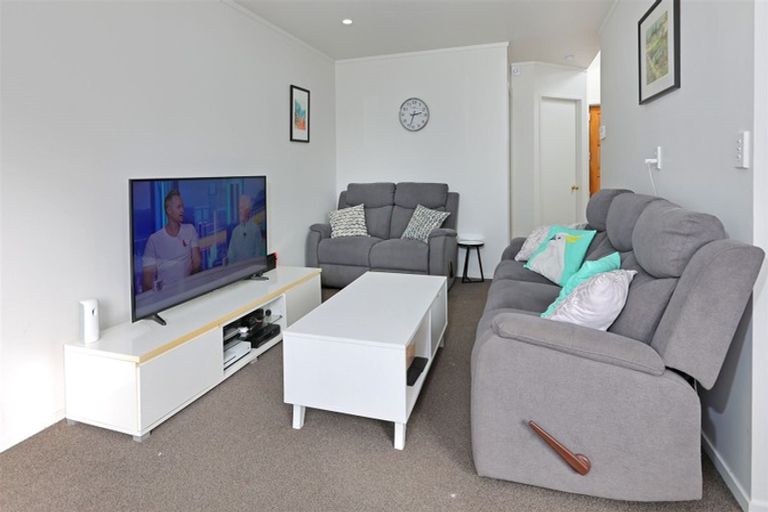 Photo of property in 57 Pooks Road, Ranui, Auckland, 0612