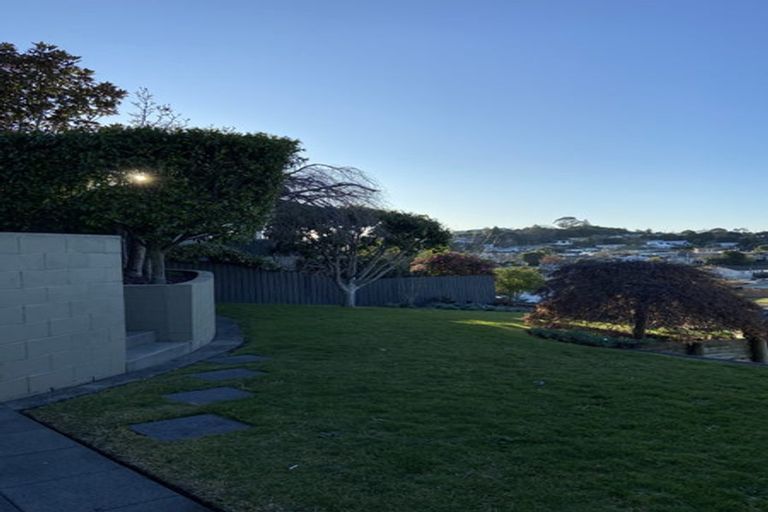 Photo of property in 12 Salmond Place, Dinsdale, Hamilton, 3204