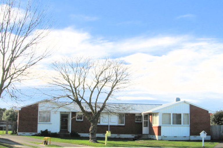 Photo of property in 9-11 Close Place, Onekawa, Napier, 4110