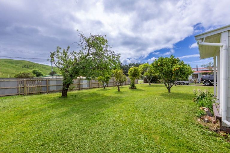 Photo of property in 24 Dundas Street, Porangahau, 4293