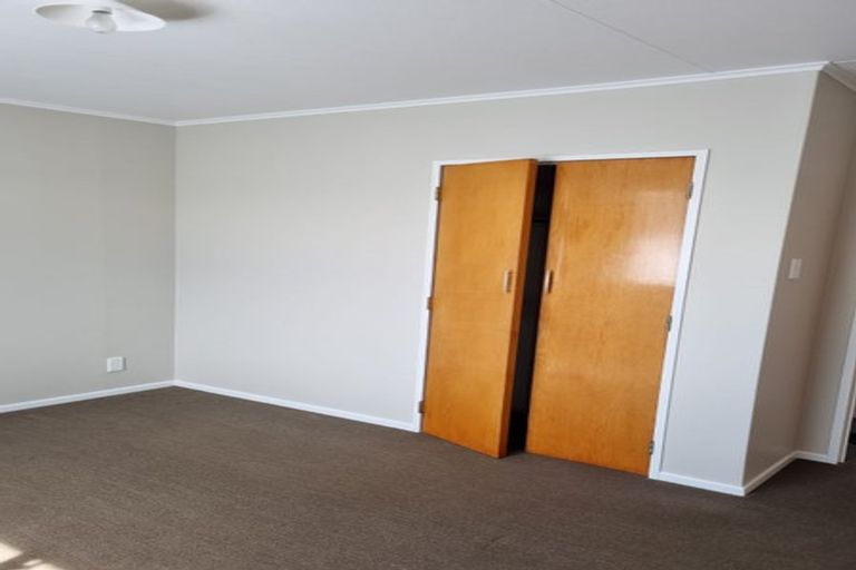 Photo of property in 11a Karamu Crescent, Wainuiomata, Lower Hutt, 5014