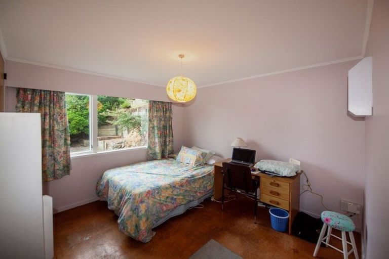 Photo of property in 13 Chisbury Street, Churton Park, Wellington, 6037