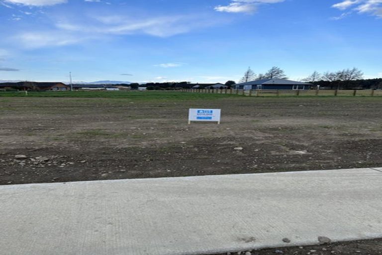 Photo of property in 93 Pages Road, Wainoni, Christchurch, 8061