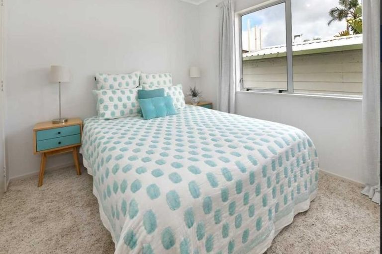 Photo of property in 55a Hatton Road, Orewa, 0931