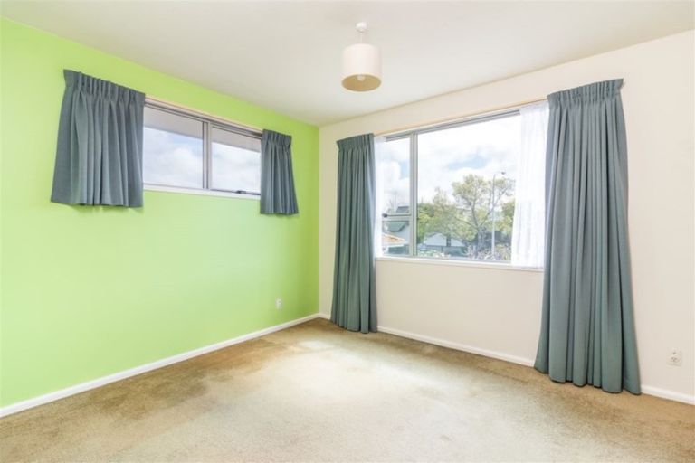 Photo of property in 15 Strathean Avenue, Avonhead, Christchurch, 8042