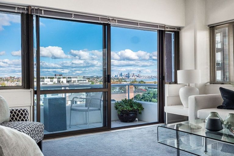 Photo of property in 4/15h Auburn Street, Takapuna, Auckland, 0622