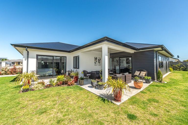 Photo of property in 4 Simon Street, Tawhero, Whanganui, 4501