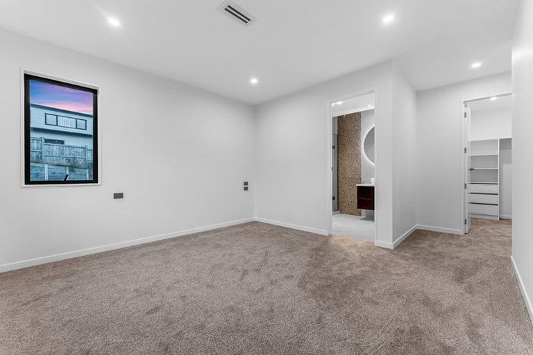 Photo of property in 37 Hing Street, Flat Bush, 2019