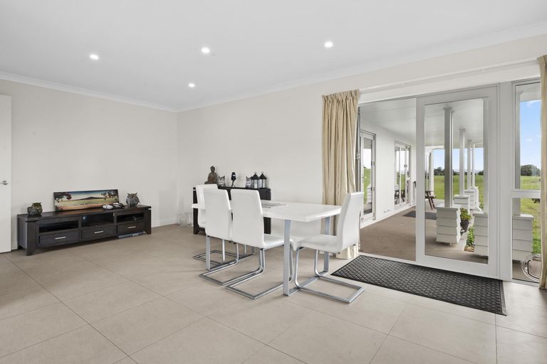 Photo of property in 3 Sands Road, Waiuku, 2681