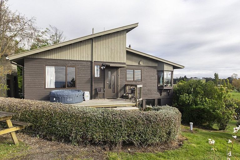 Photo of property in 2 Worcester Street, Hampden, 9410