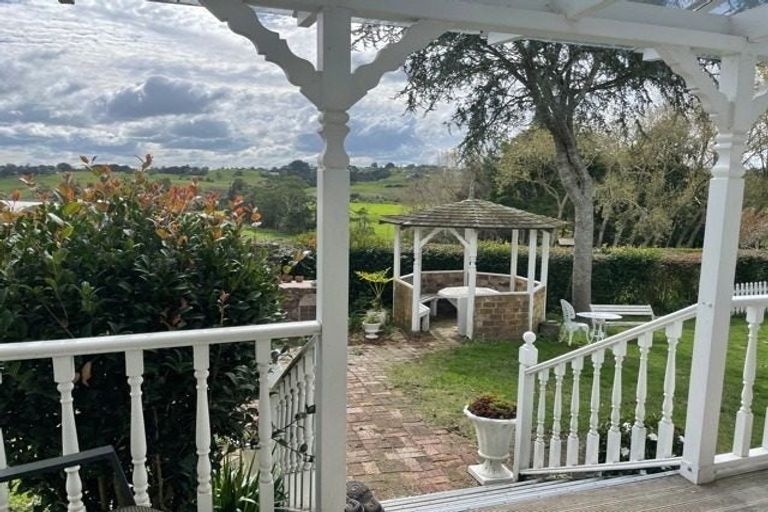Photo of property in 281 Whangarata Road, Tuakau, 2694