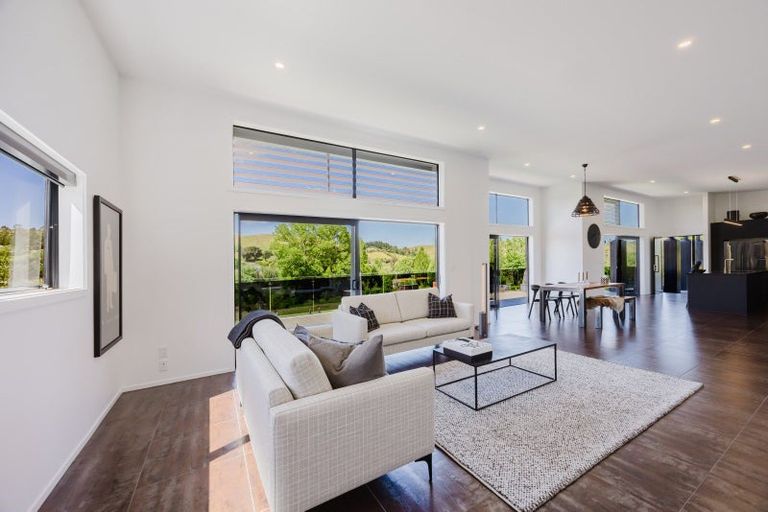 Photo of property in 4 Cemetery Road, Waipawa, 4273