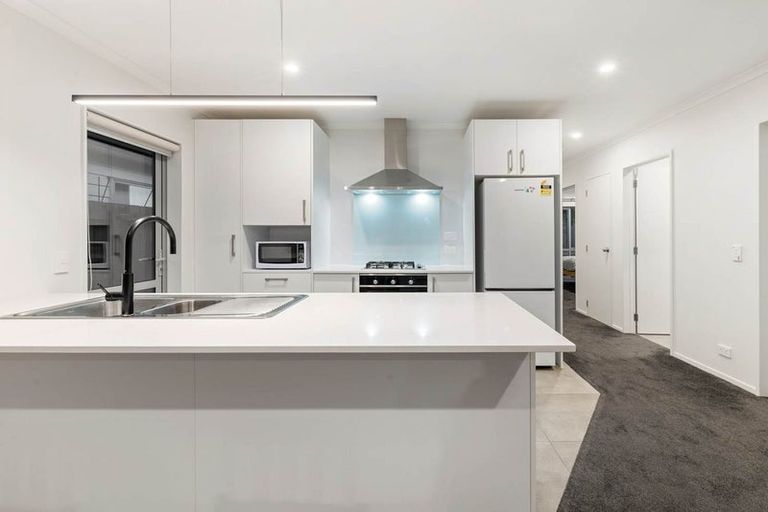 Photo of property in 79 Kuaka Drive, Takanini, 2112