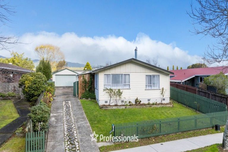 Photo of property in 167 California Drive, Totara Park, Upper Hutt, 5018