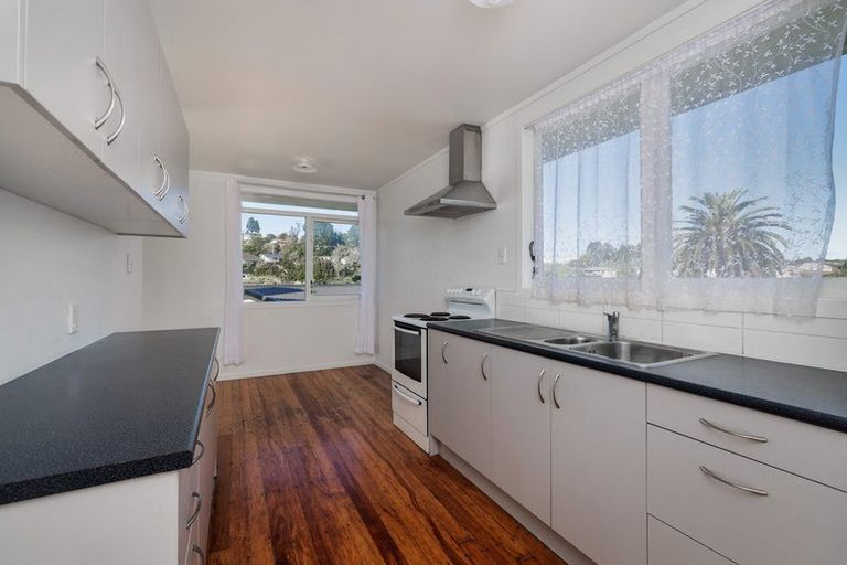 Photo of property in 15 Whiteman Road, Kawakawa, 0210