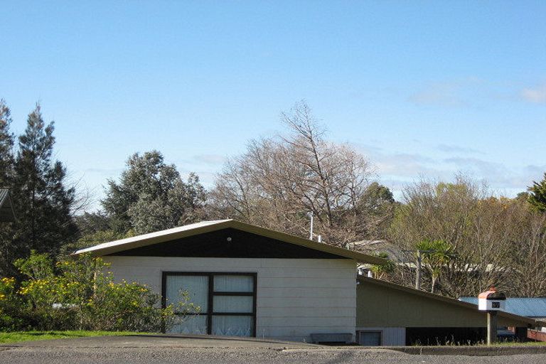Photo of property in 87 Porangahau Road, Waipukurau, 4200