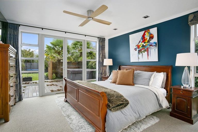 Photo of property in 29 Norfolk Drive, Cambridge, 3434