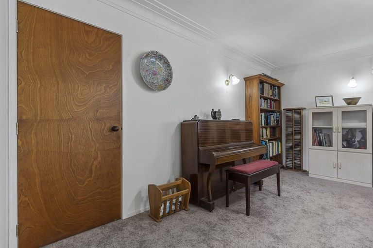 Photo of property in 2/3 Frances Street, Manurewa, Auckland, 2102