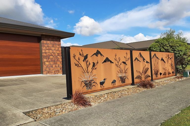 Photo of property in 65 Peter Hall Drive, Kelvin Grove, Palmerston North, 4414