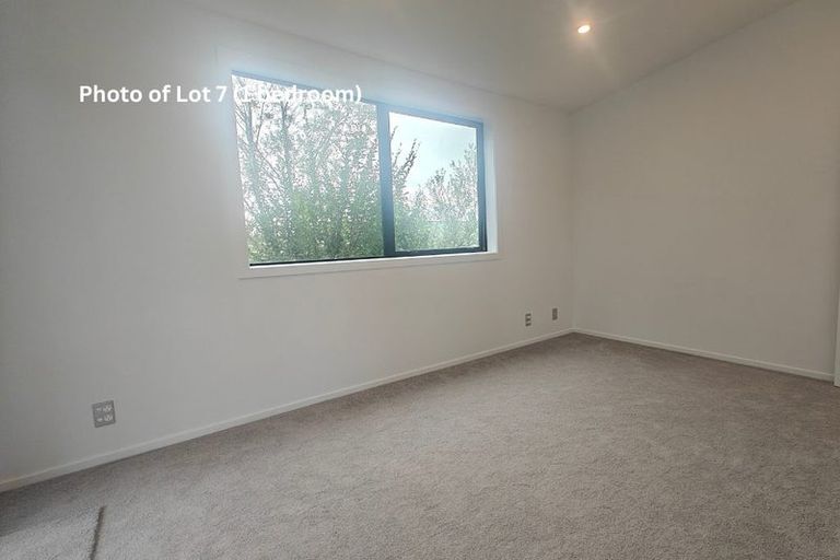 Photo of property in 122 Archibald Road, Kelston, Auckland, 0602