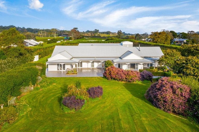 Photo of property in 430 Waitoki Road, Wainui, Silverdale, 0994