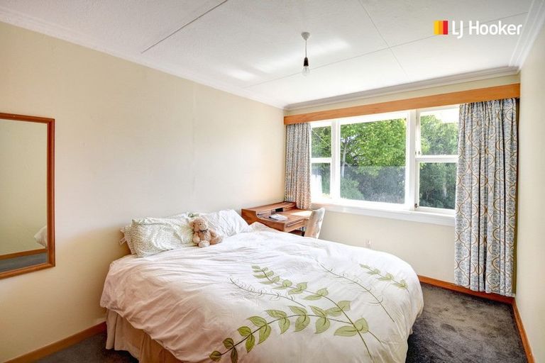 Photo of property in 85 Kaikorai Valley Road, Glenross, Dunedin, 9011