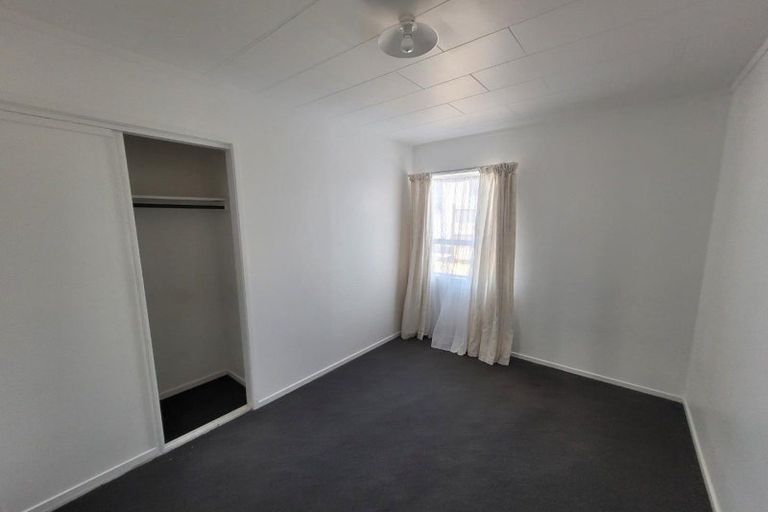 Photo of property in 3a Naumai Place, Spotswood, New Plymouth, 4310