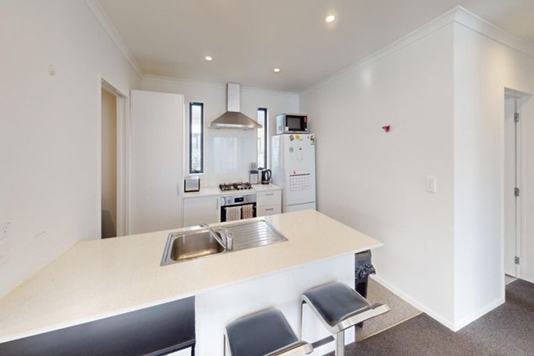 Photo of property in 50 Exeter Crescent, Takaro, Palmerston North, 4412